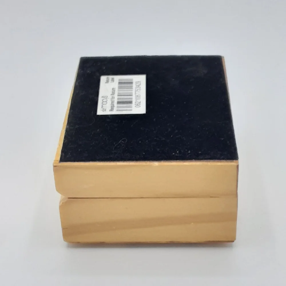 Geoffrey Beene Vintage Oval Silver Tone Cufflinks In Wooden Box.